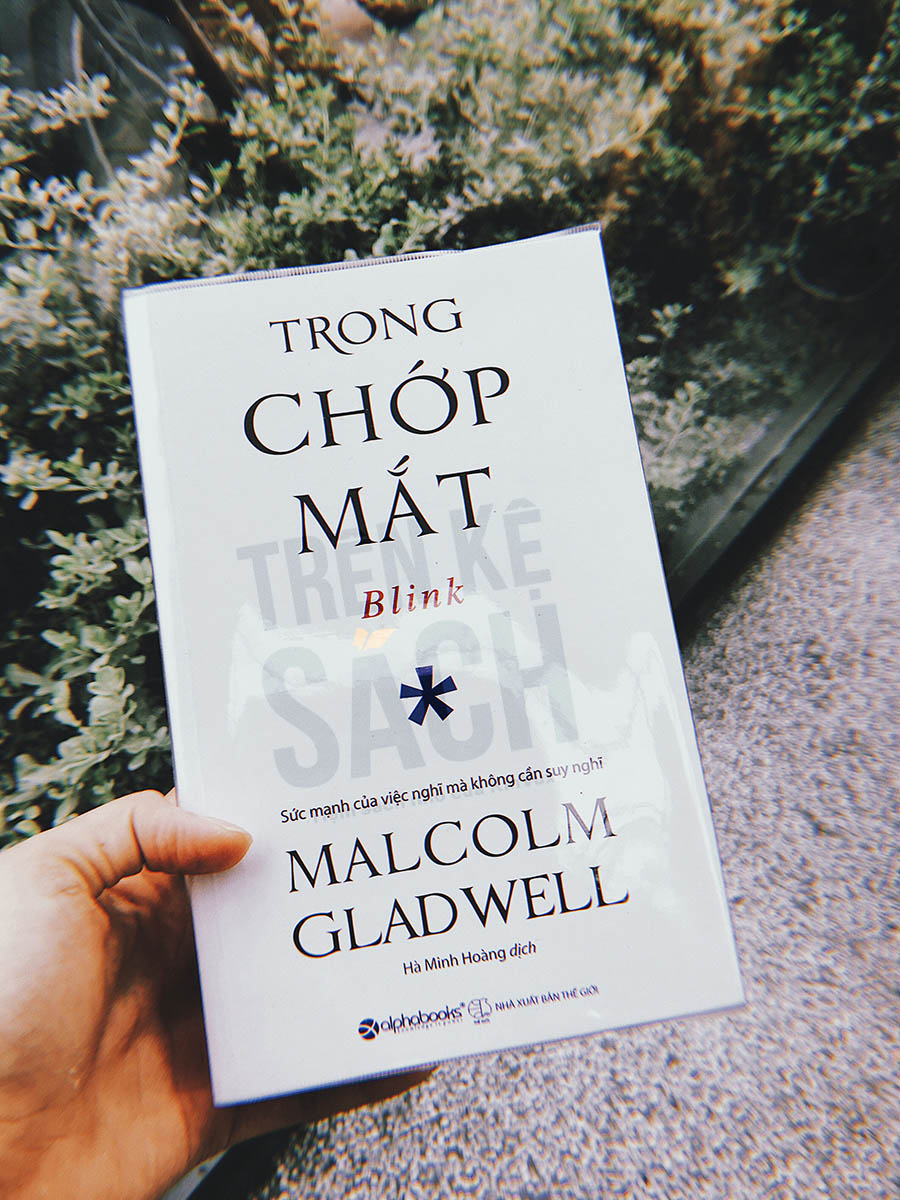 Review sách Trong Chớp Mắt - Malcolm Gladwell